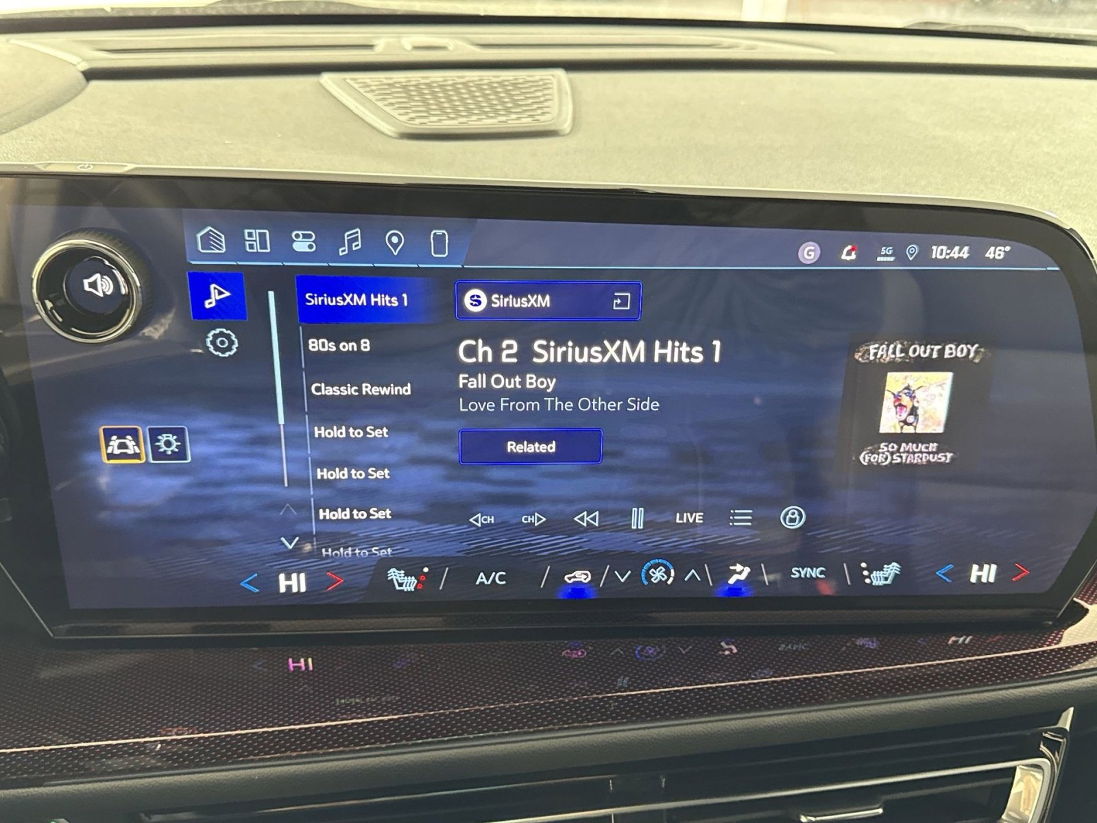 New 2026 Chevrolet Traverse Z71 w/ Enhanced Driving Package image 18