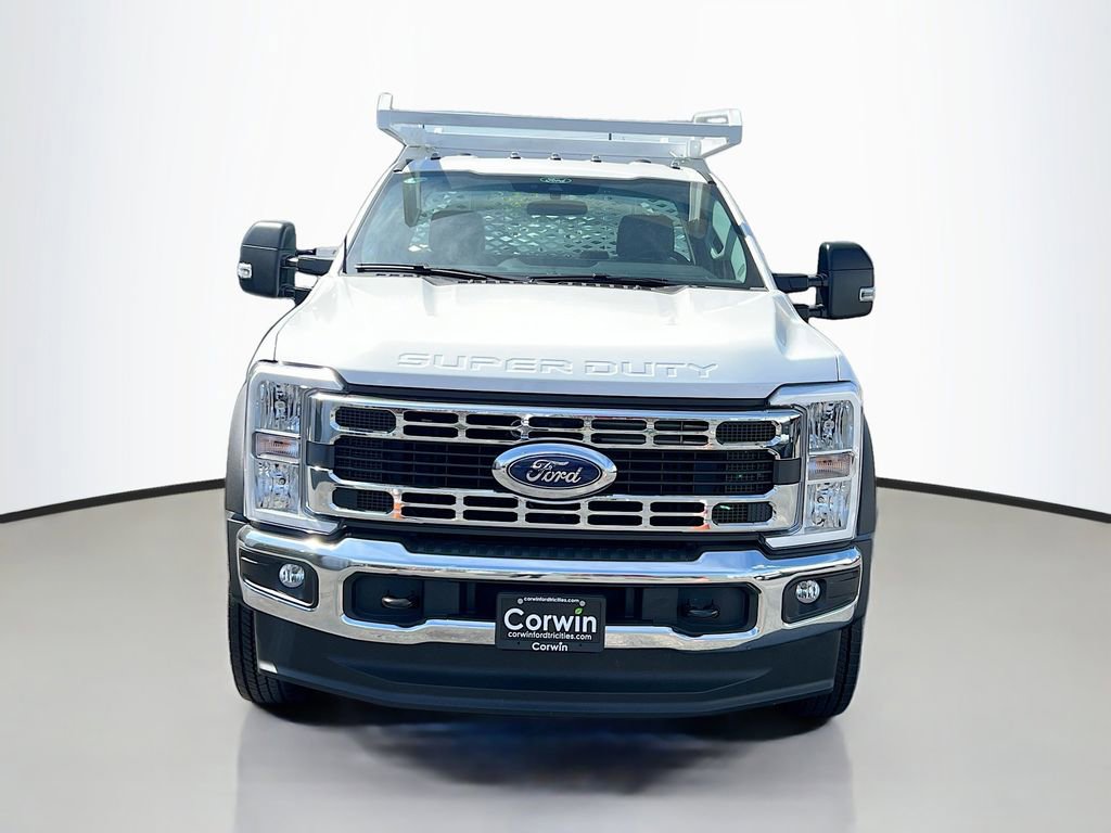 New 2025 Ford F450 XL w/ XL Chrome Package image 4