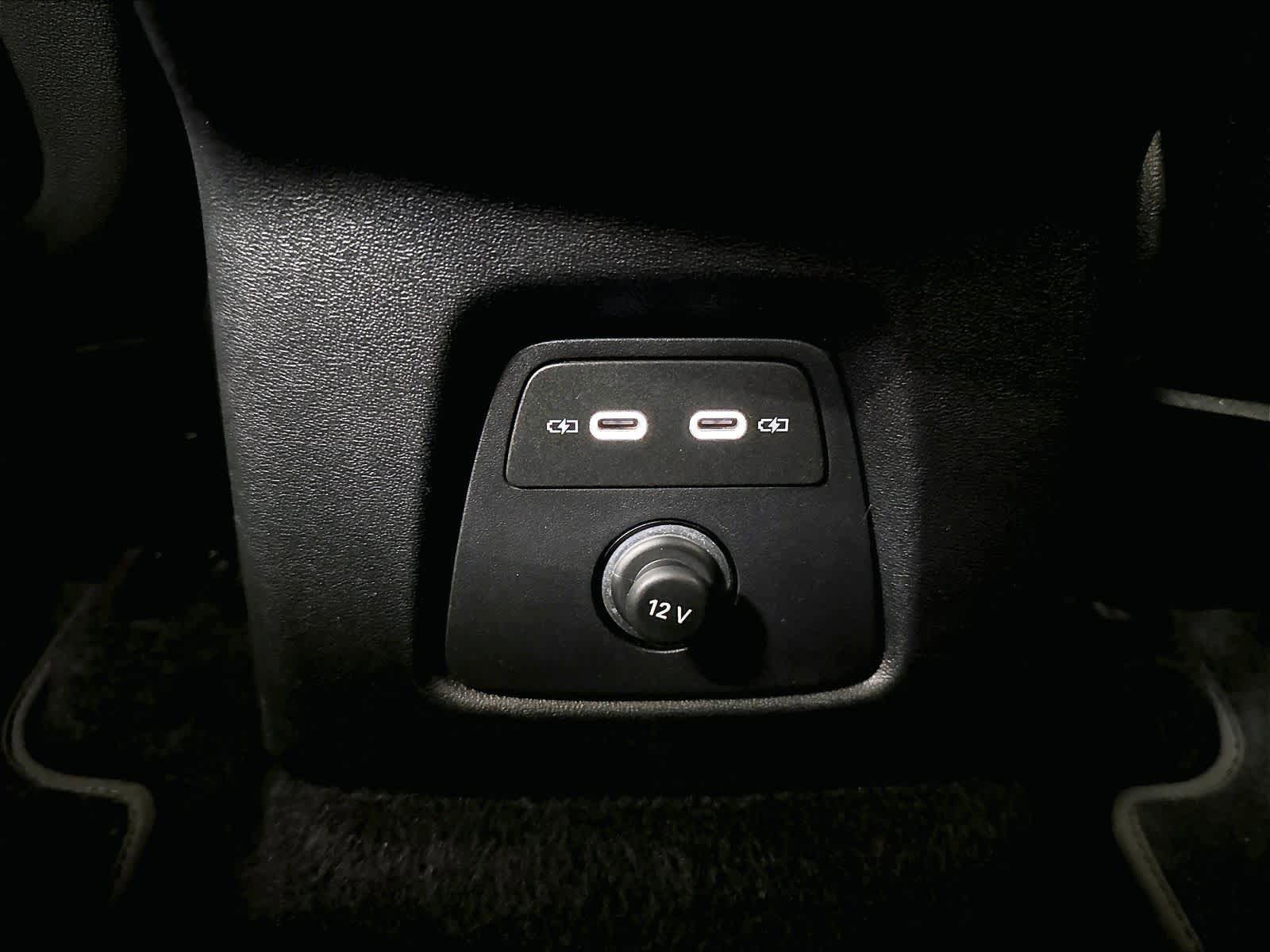 Used 2024 Audi Q4 e-tron Premium w/ Convenience Package AWD/4WD image 33