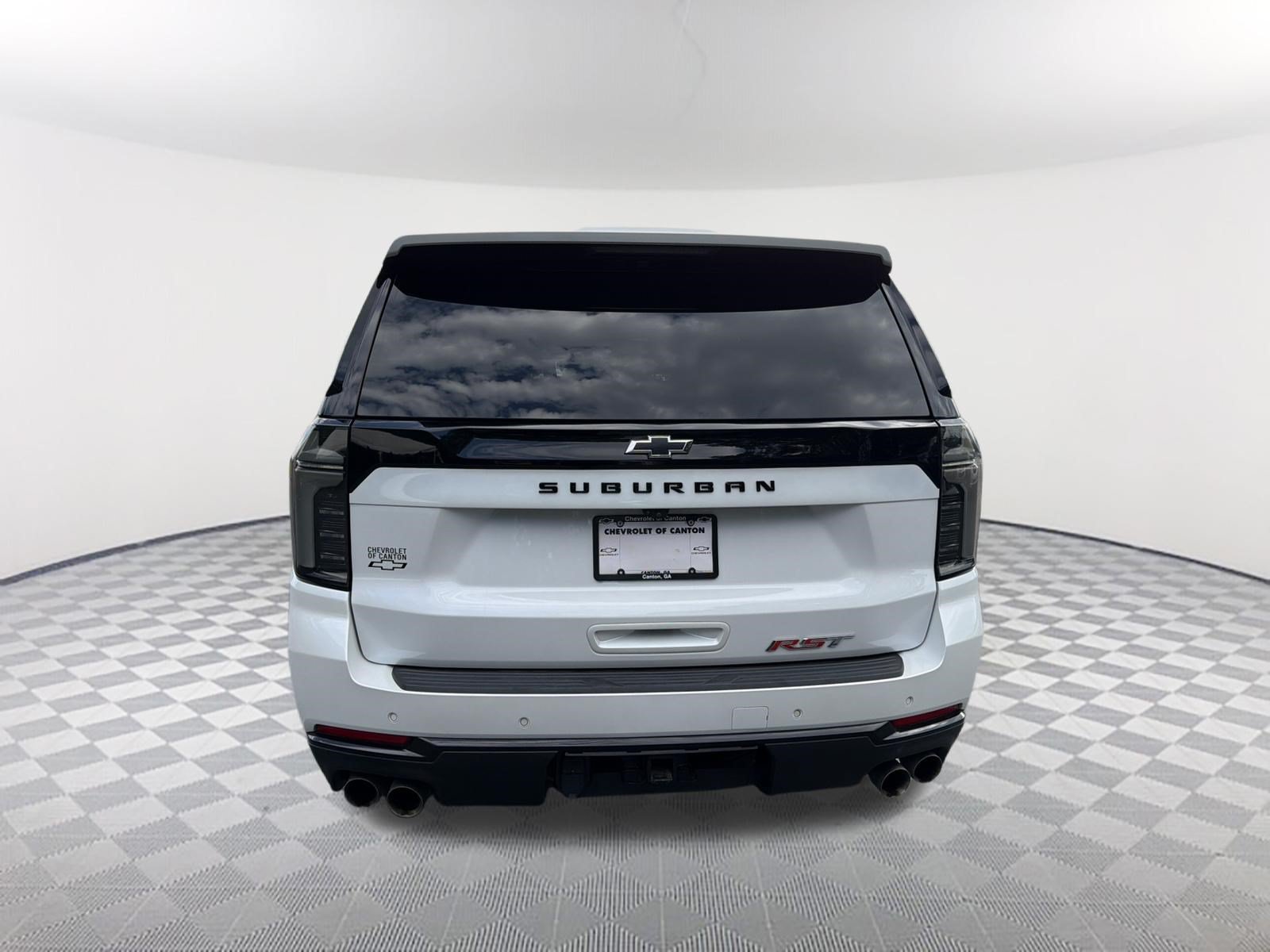 Used 2025 Chevrolet Suburban RST w/ Comfort Package AWD/4WD image 6