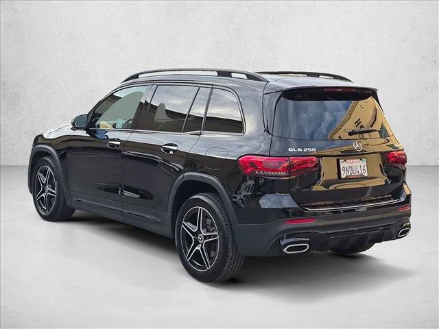 Used 2023 Mercedes-Benz GLB 250 4MATIC image 8