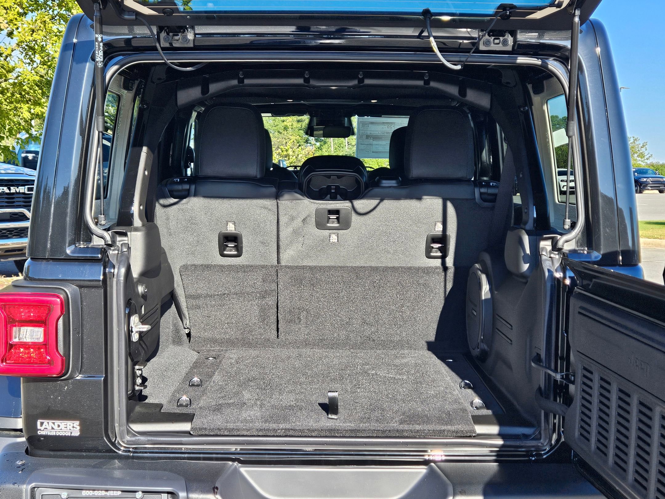 New 2026 Jeep Wrangler Unlimited Rubicon image 26