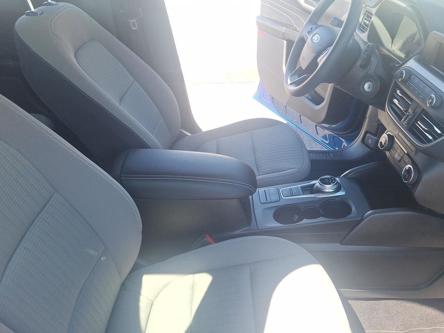 Used 2022 Ford Escape S image 17