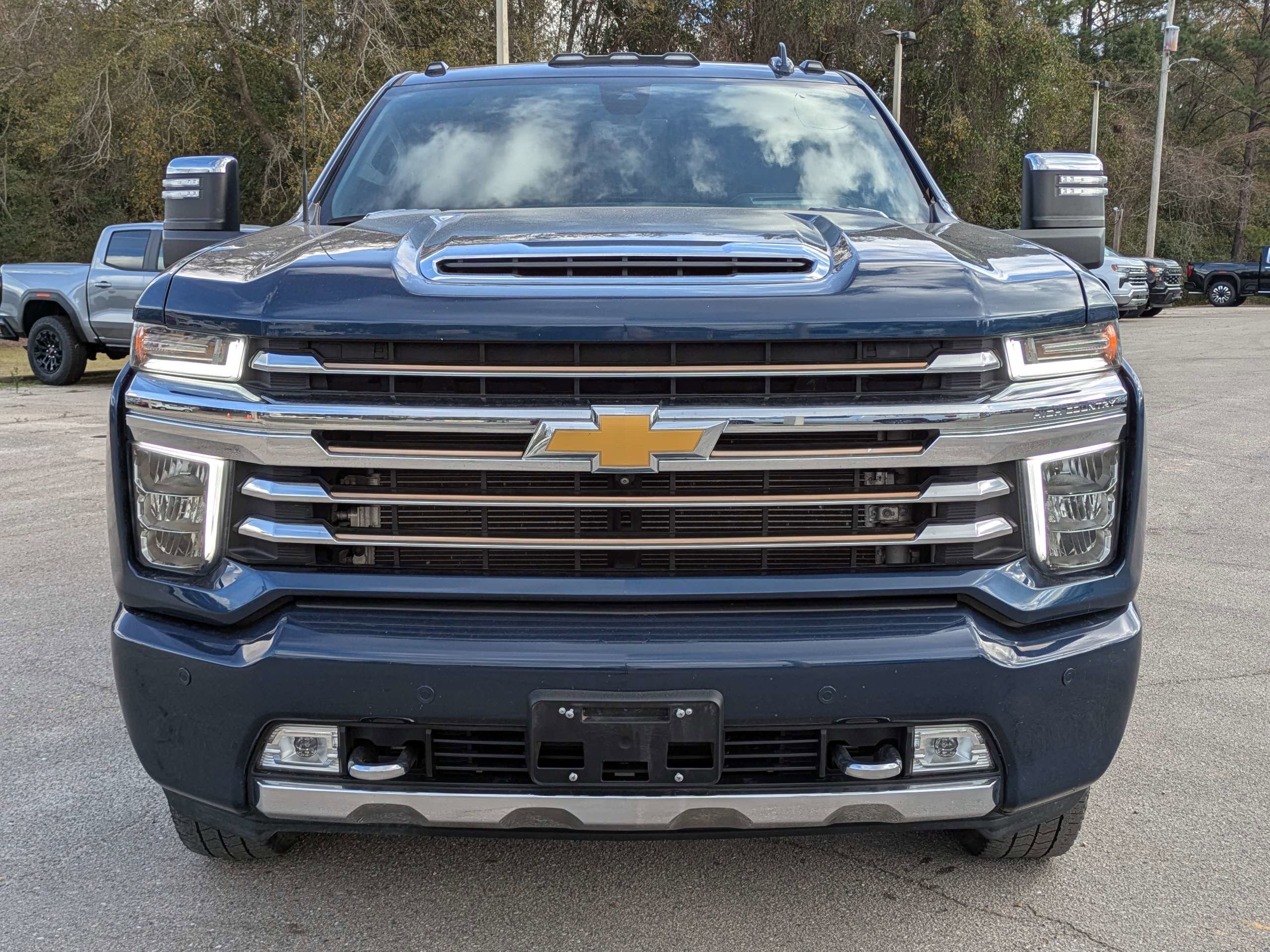 Used 2023 Chevrolet Silverado 3500 High Country AWD/4WD image 9
