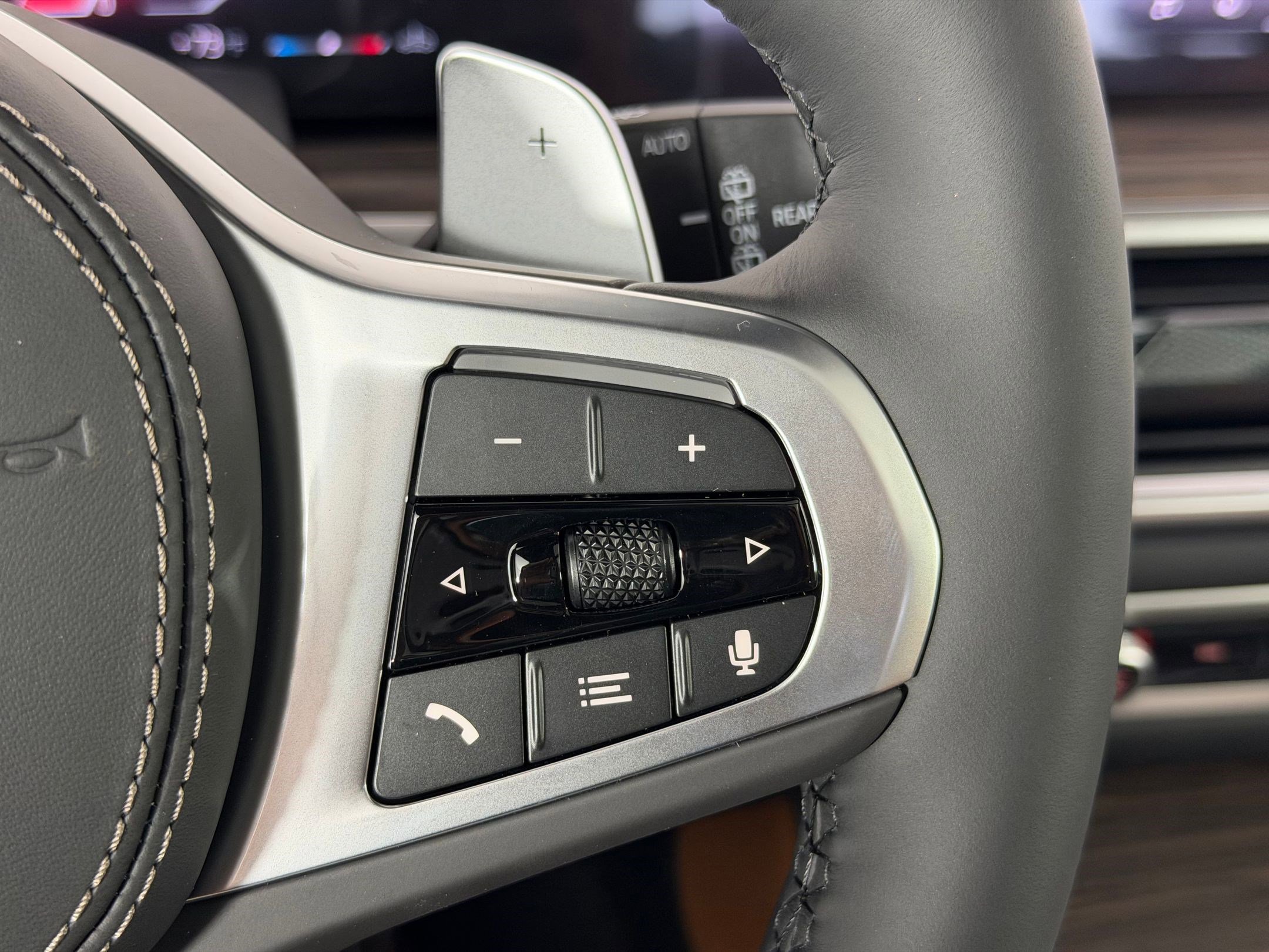 New 2026 BMW X5 xDrive40i w/ M Sport Package image 27