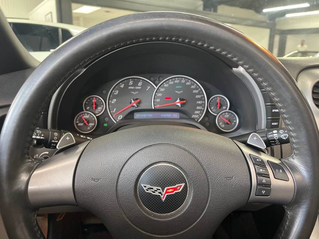 Used 2007 Chevrolet Corvette Coupe w/ Preferred Equipment Group RWD image 43
