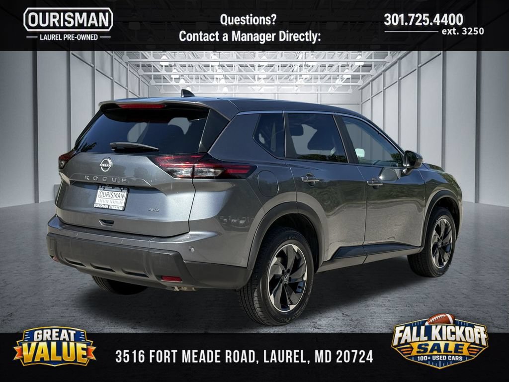 Used 2025 Nissan Rogue SV AWD/4WD image 6