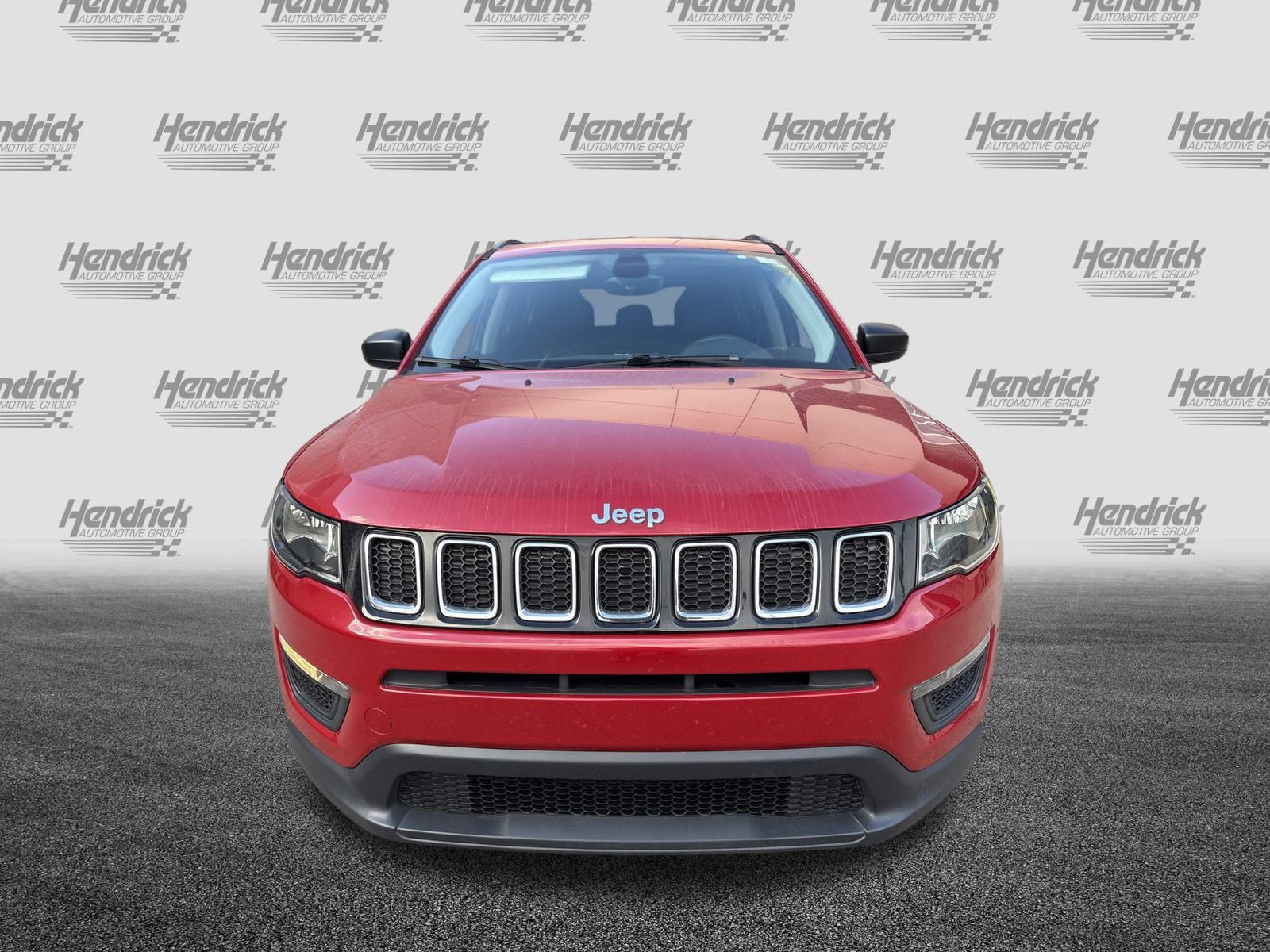 Used 2018 Jeep Compass Sport image 3