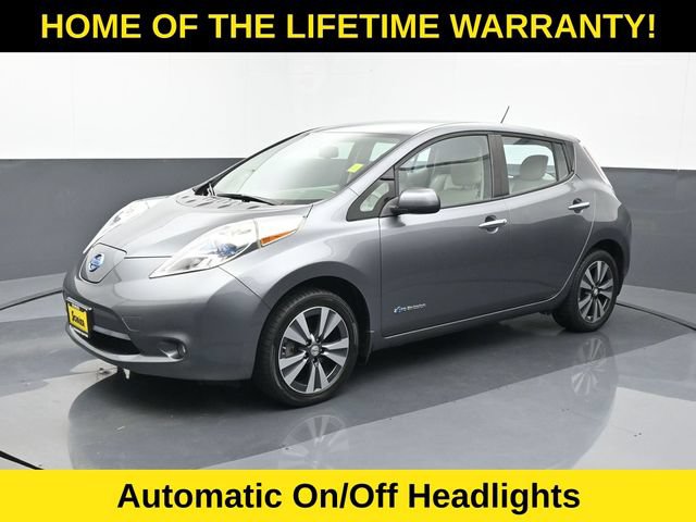 Used 2015 Nissan Leaf SV w/ LED & Quick Charge Package FWD image 10
