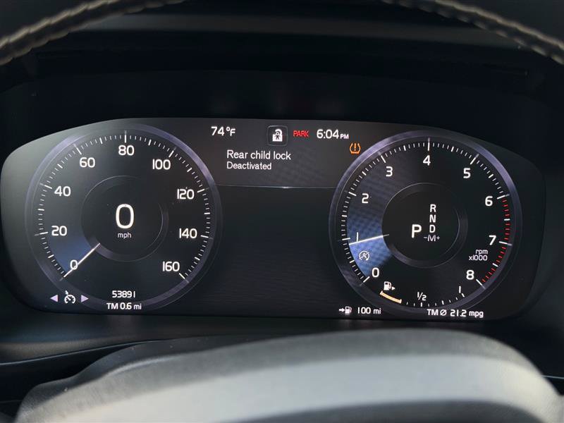 Used 2020 Volvo XC40 T5 R-Design w/ Protection Package Premier AWD/4WD image 40