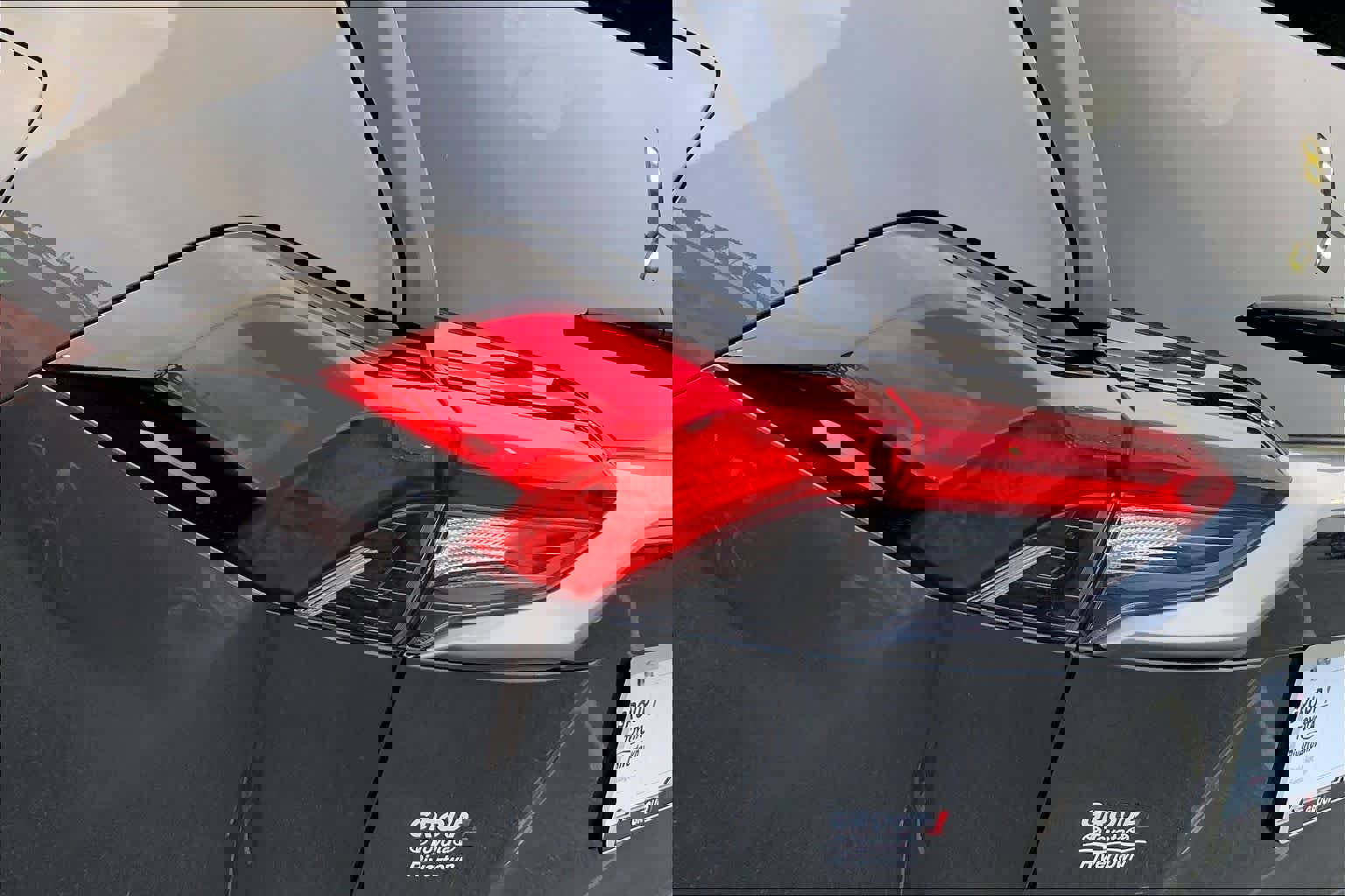 Used 2023 Toyota RAV4 Limited image 27