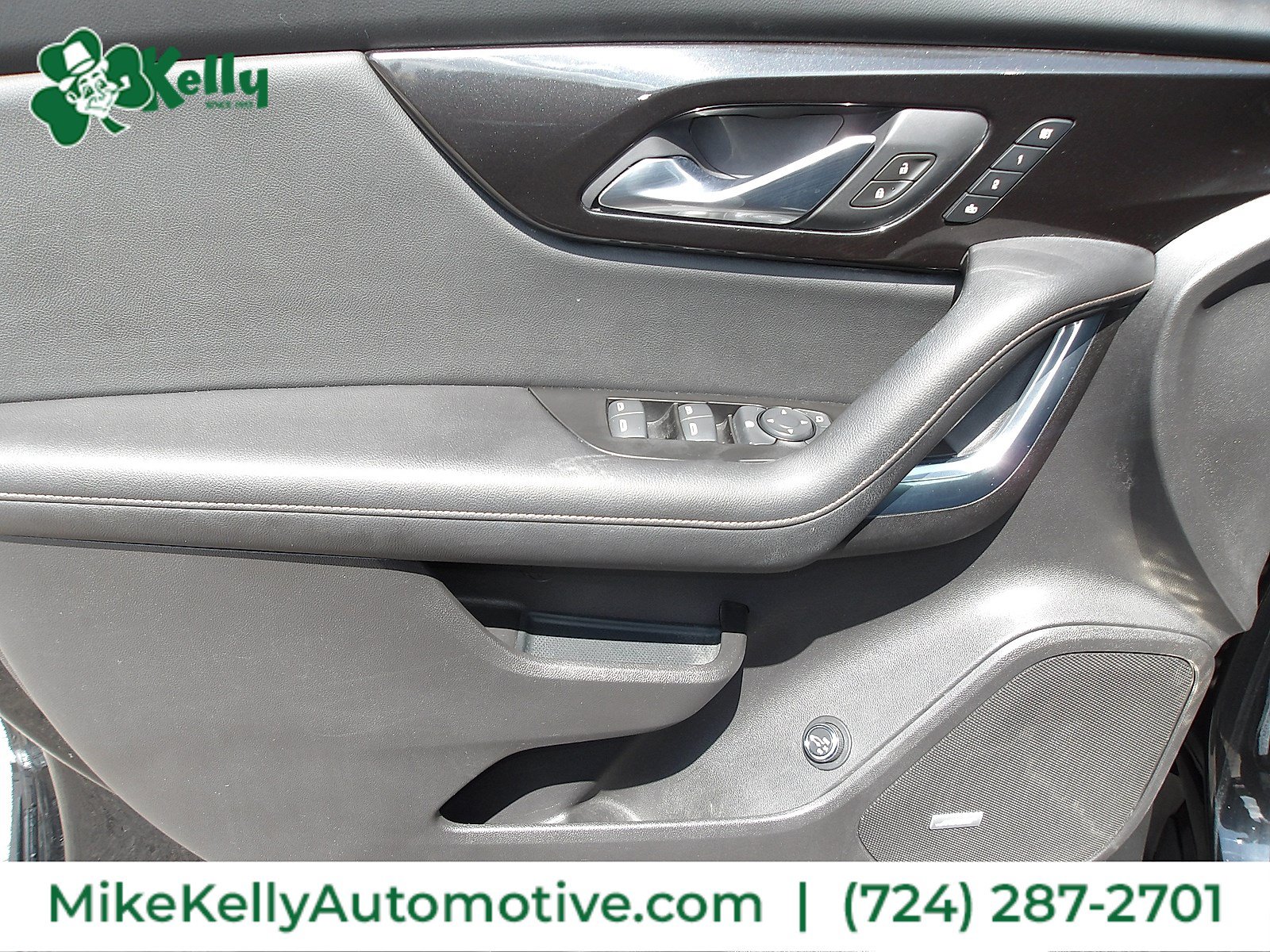 Used 2019 Chevrolet Blazer Premier w/ Driver Confidence II Package AWD/4WD image 16