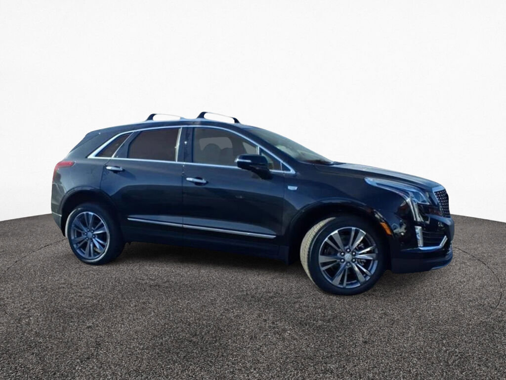 New 2026 Cadillac XT5 Premium Luxury w/ Driver Assist Package image 2