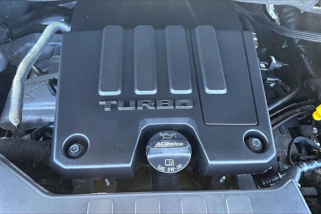 Used 2024 Chevrolet Silverado 1500 LT AWD/4WD image 34