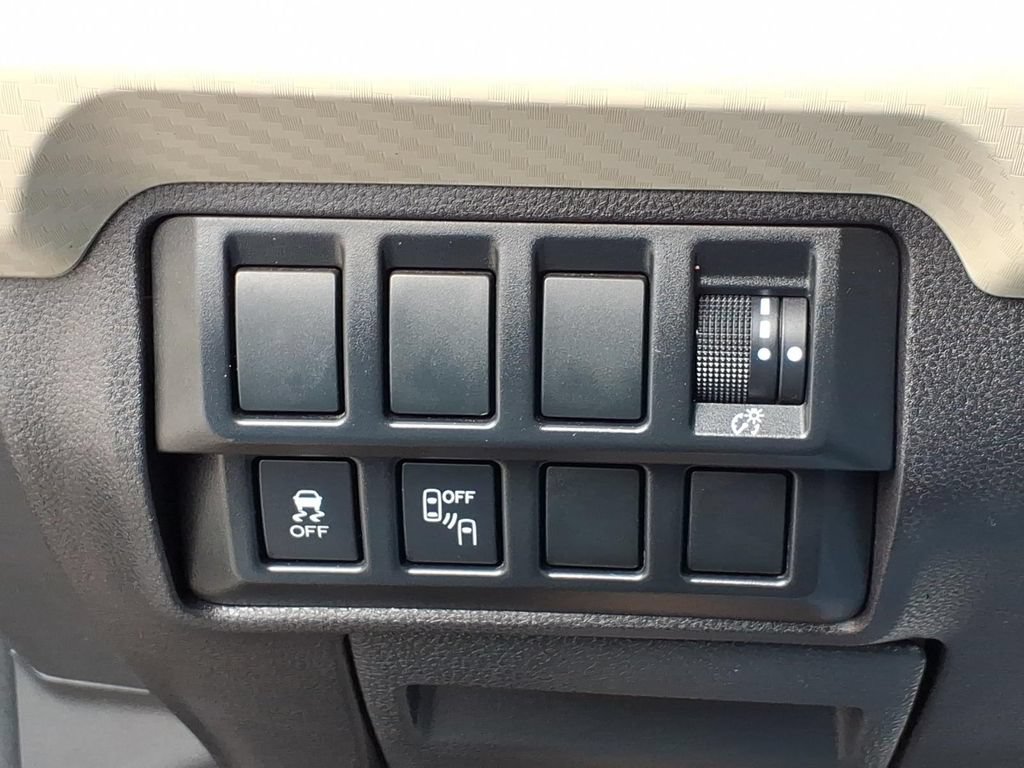 Used 2019 Subaru Ascent Premium AWD/4WD image 16