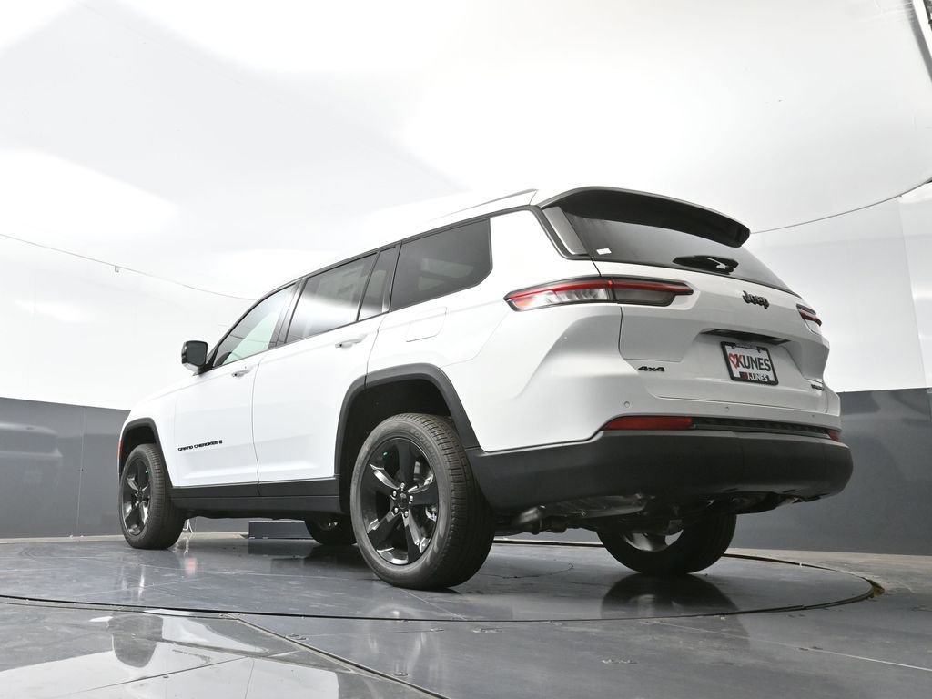 New 2025 Jeep Grand Cherokee L Limited w/ Black Appearance Package image 55