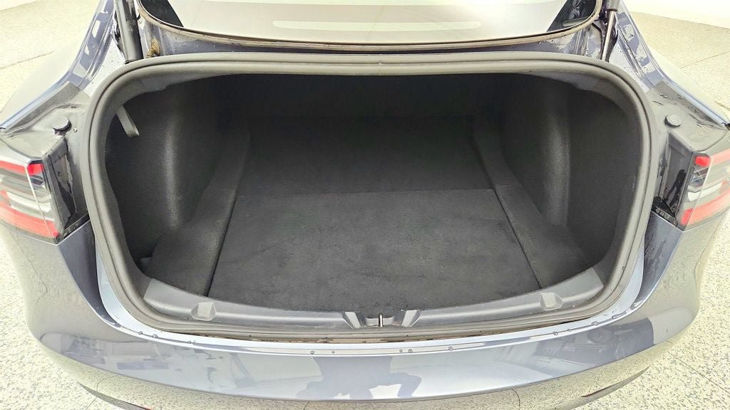 Used 2023 Tesla Model 3 Standard Range RWD image 26