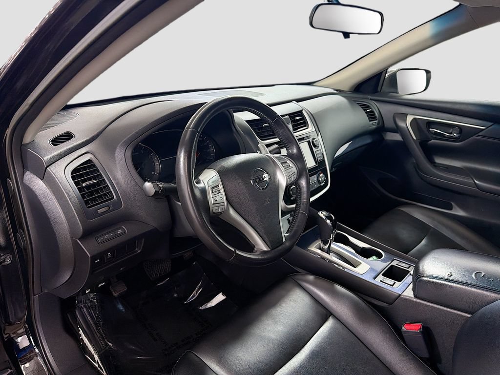 Used 2018 Nissan Altima 2.5 SR w/ SR Special Edition FWD image 11