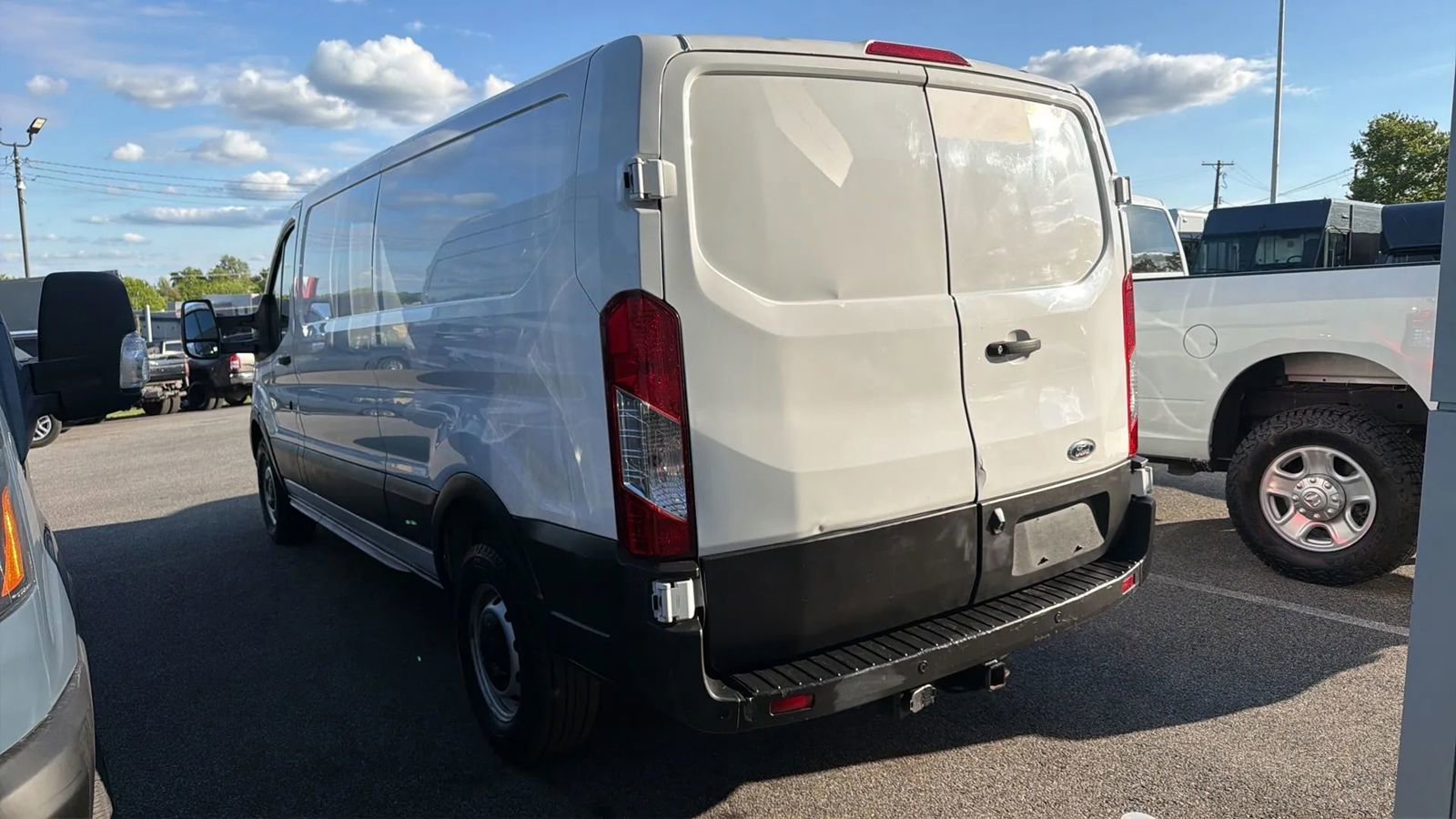 Used 2021 Ford Transit 250 Low Roof RWD image 3