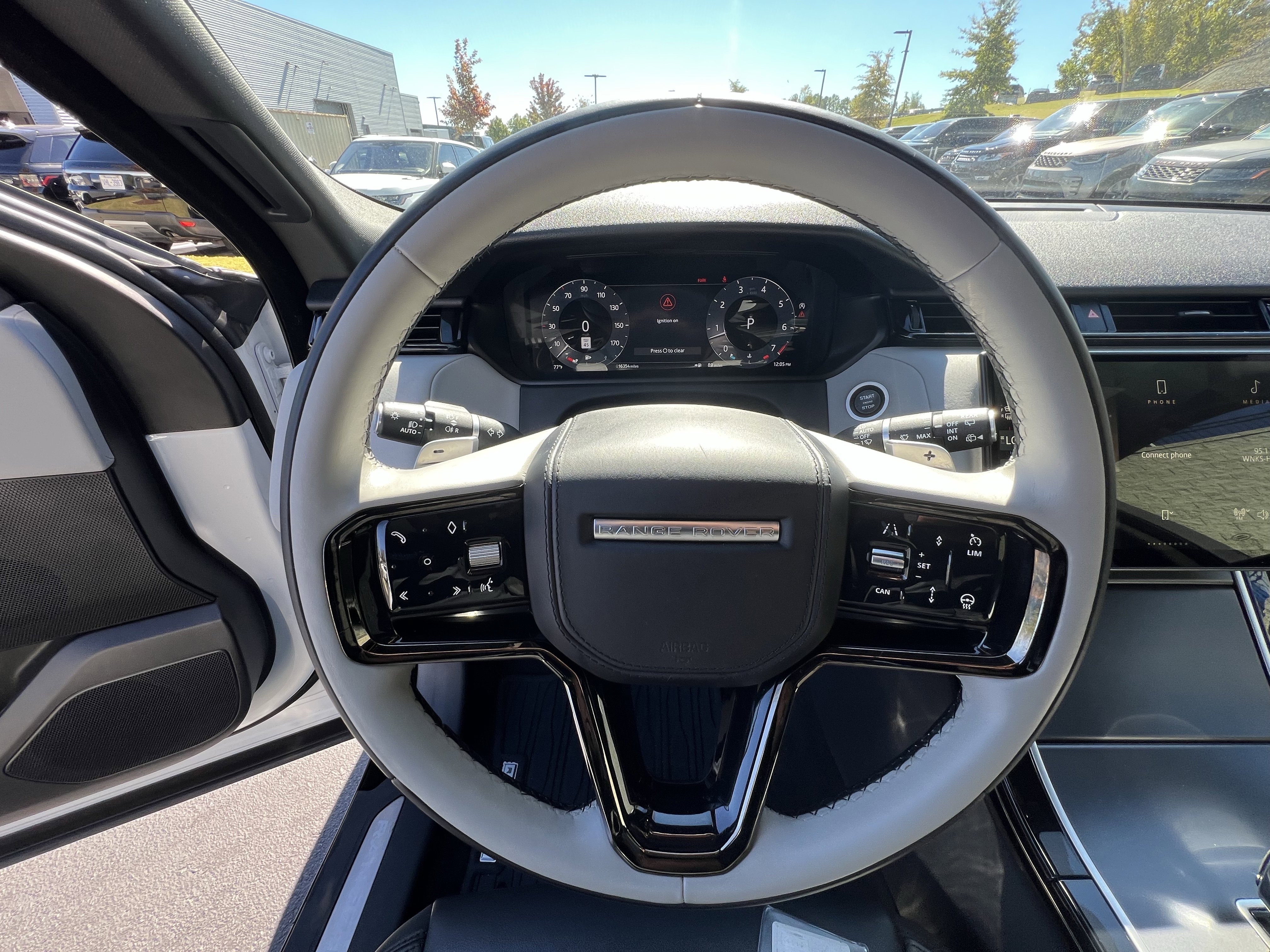 Used 2024 Land Rover Range Rover Velar Dynamic SE image 20