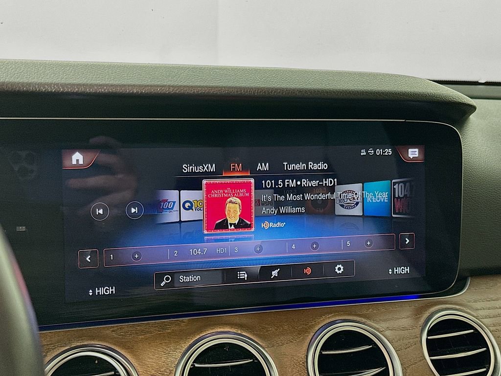 Used 2021 Mercedes-Benz E 350 4MATIC Sedan image 22