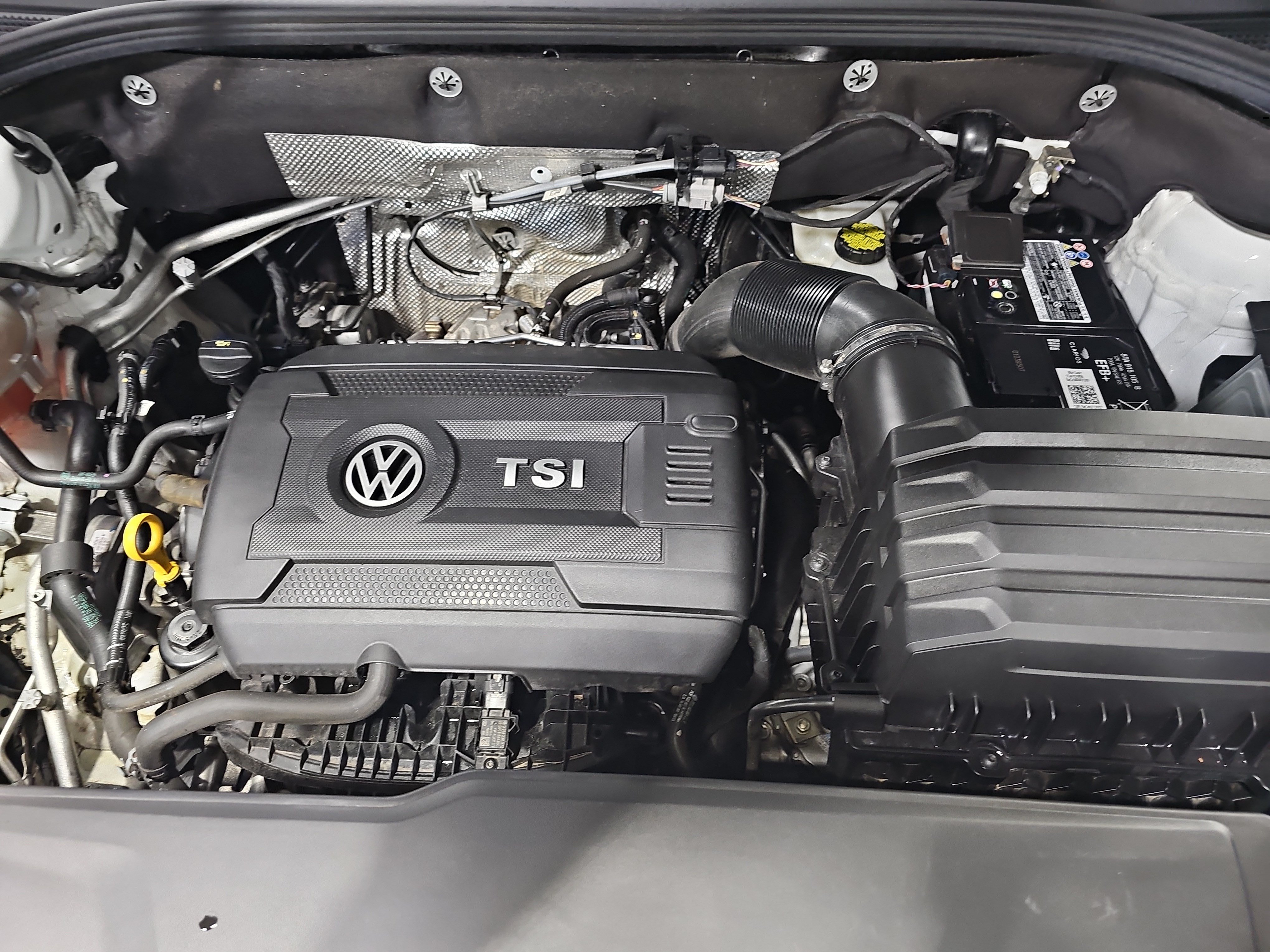 Used 2023 Volkswagen Atlas Cross Sport SEL AWD/4WD image 29