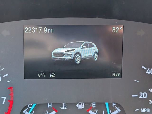 Used 2022 Ford Escape SE w/ SE Sport Appearance Package image 27