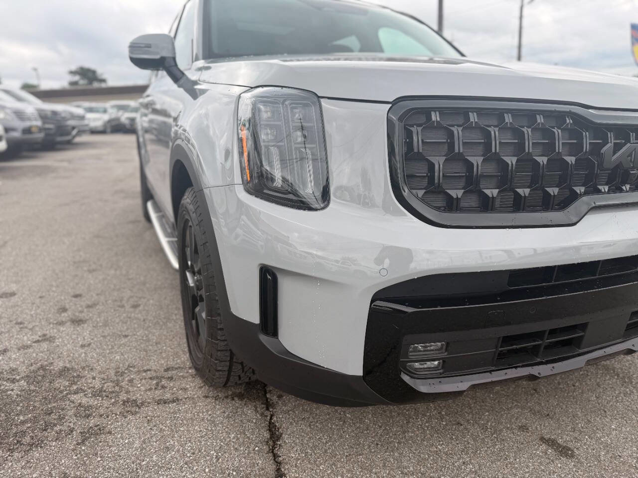 Used 2025 Kia Telluride SX Prestige X-Pro AWD/4WD image 11