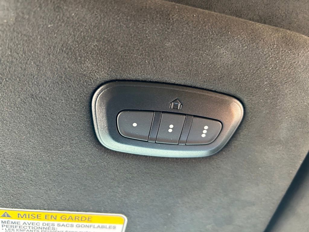 Used 2024 Jeep Grand Wagoneer Series III w/ Rear Seat Video Group 1 AWD/4WD image 69