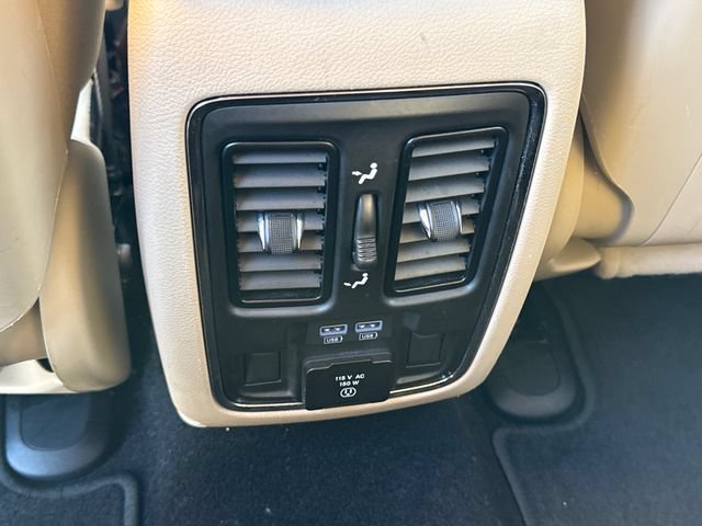 Used 2021 Jeep Grand Cherokee Limited w/ Premium Lighting Group AWD/4WD image 22
