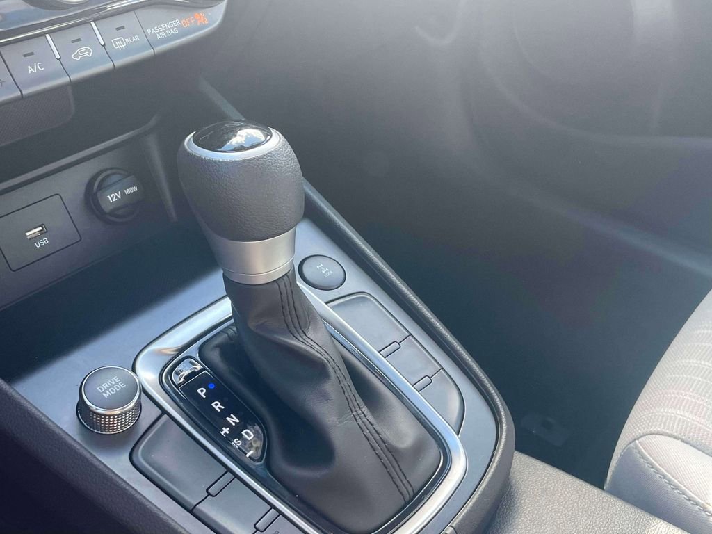 Used 2023 Hyundai Kona SEL image 28