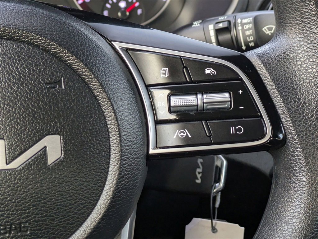 Used 2024 Kia Forte LXS image 21