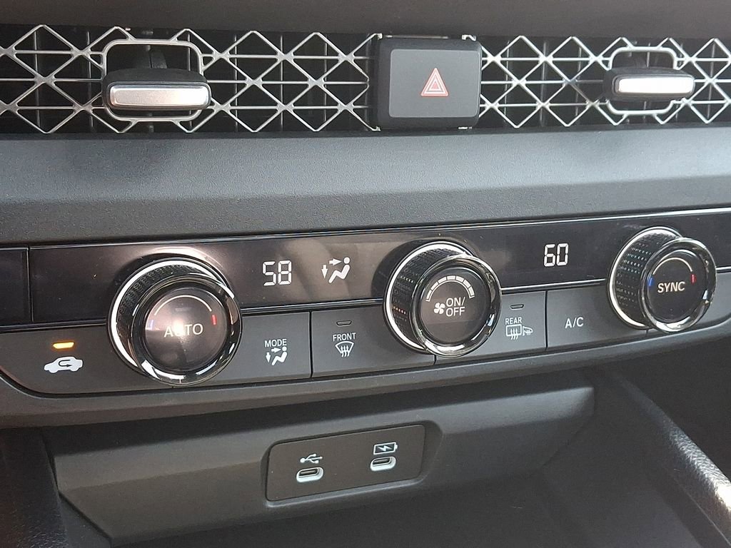 Used 2025 Honda Accord SE image 16