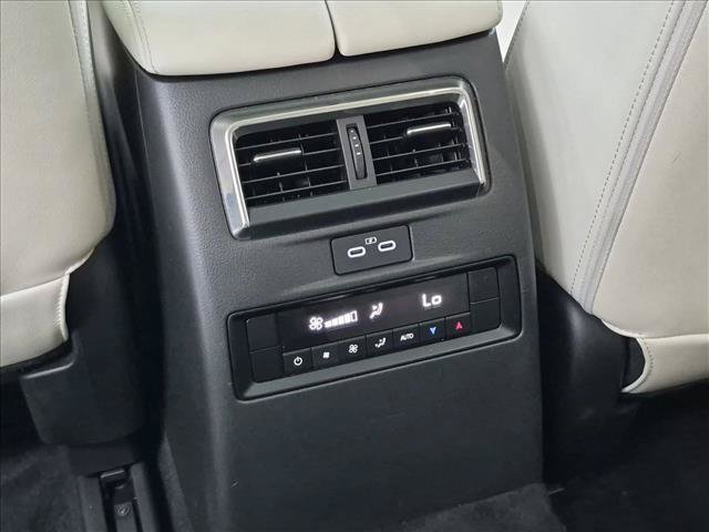 Used 2024 MAZDA CX-90 3.3 Turbo S w/ Premium Package AWD/4WD image 19