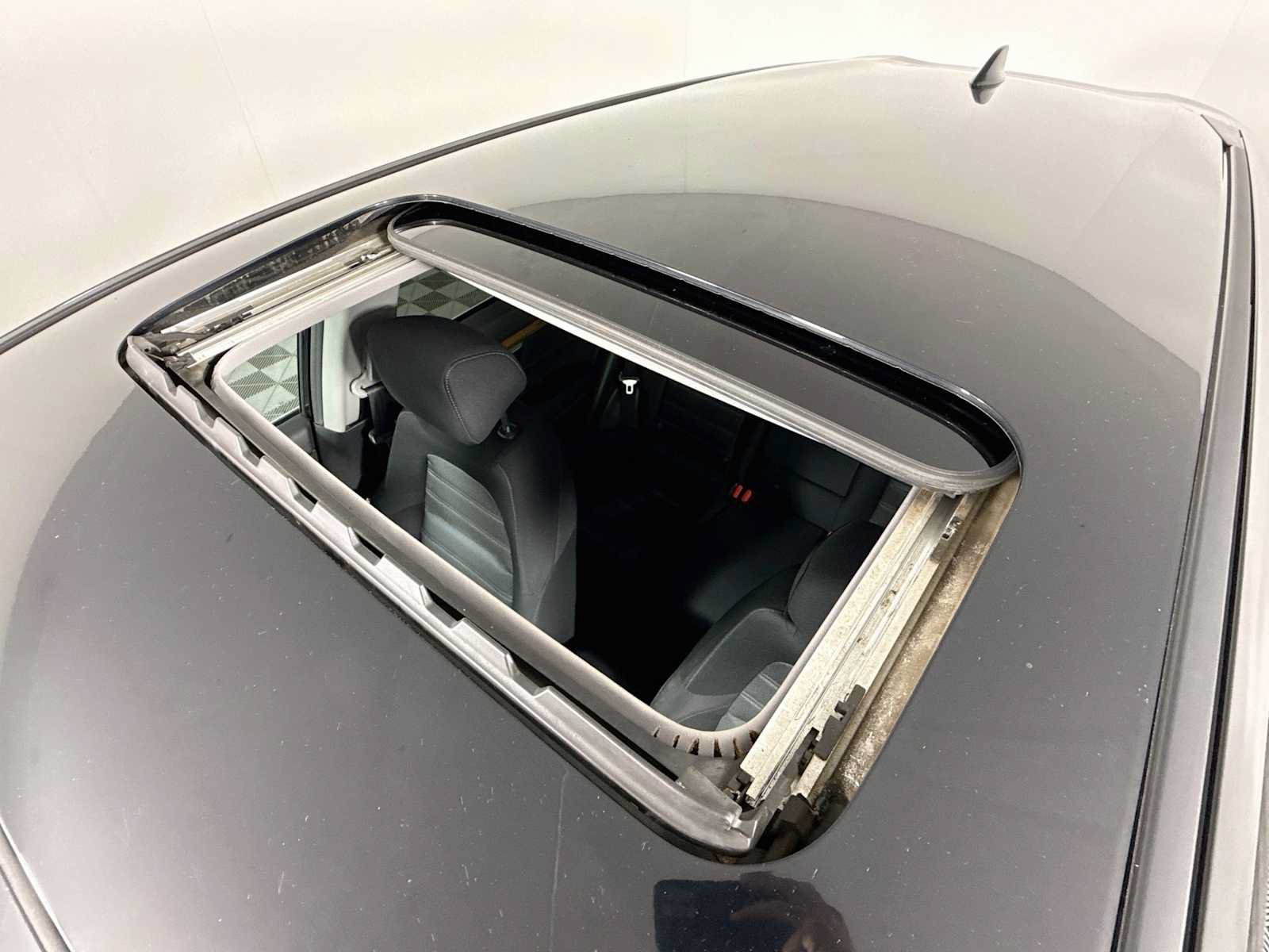 Used 2017 Honda CR-V EX image 18