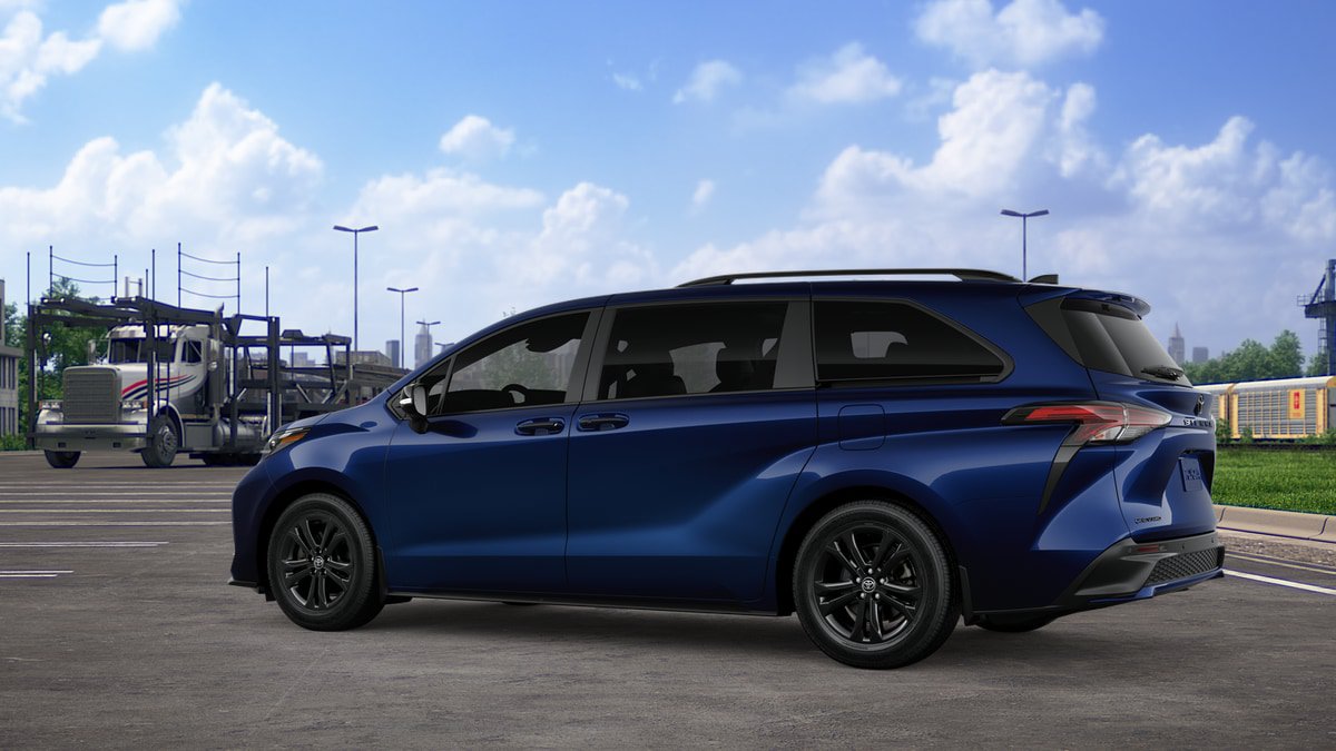 New 2026 Toyota Sienna XSE AWD/4WD image 5