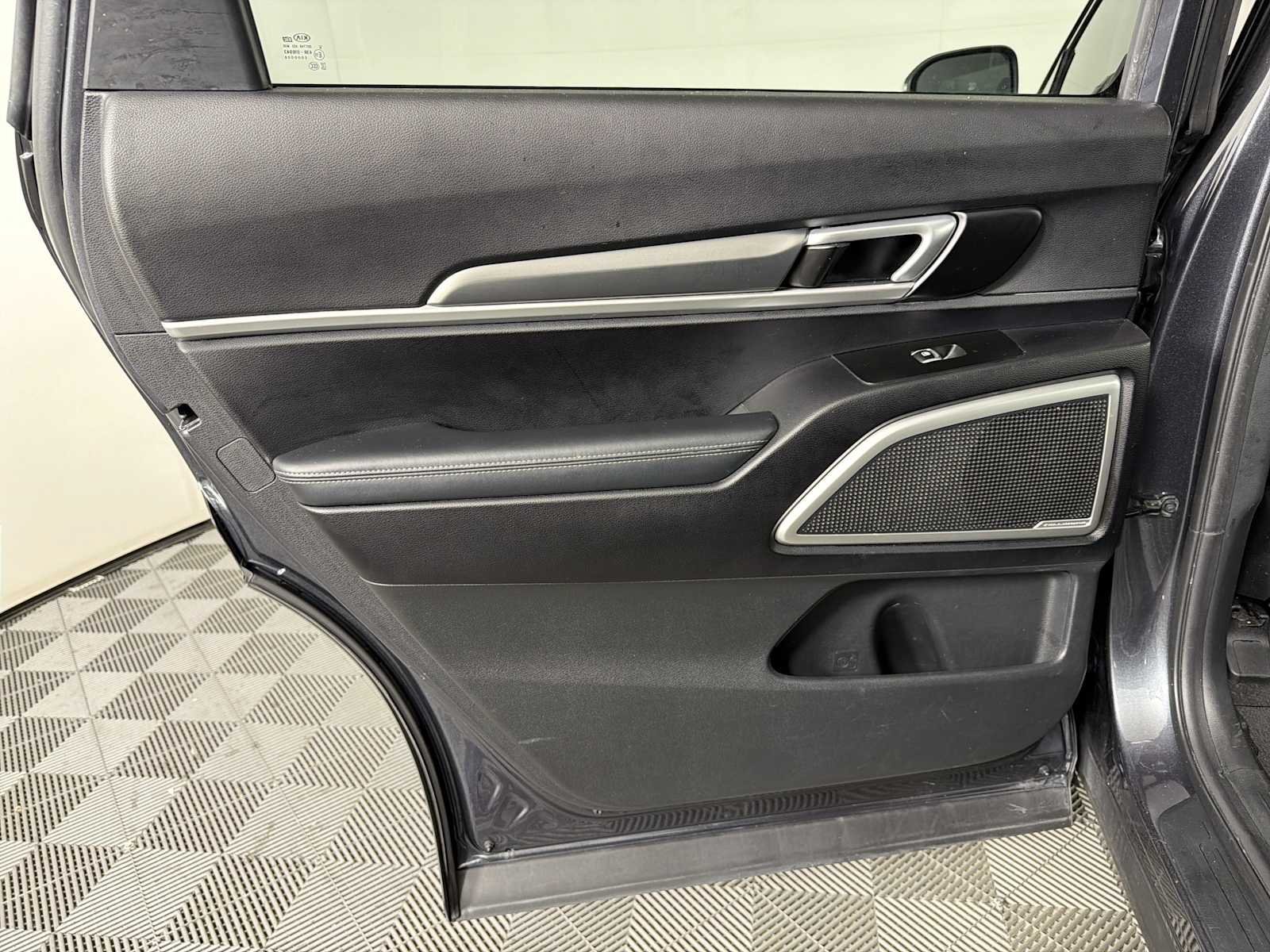 Used 2021 Kia Telluride LX FWD image 20
