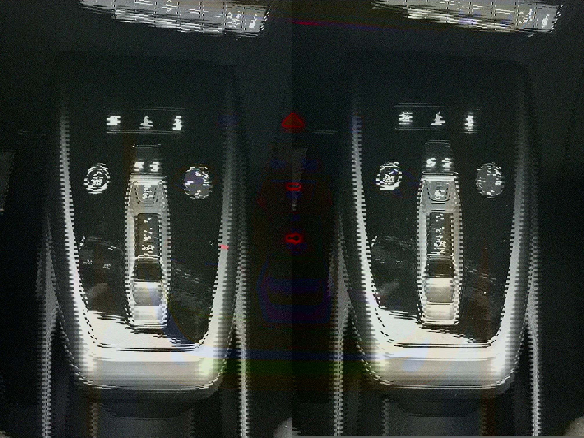 Used 2024 Audi Q4 e-tron Prestige image 14