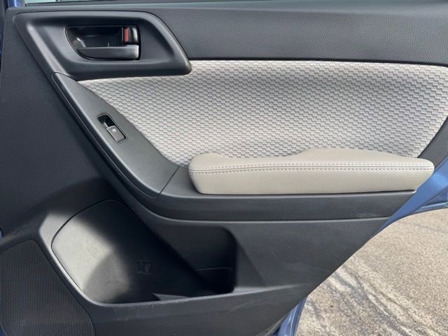 Used 2018 Subaru Forester 2.5i Premium w/ All-Weather Package image 31