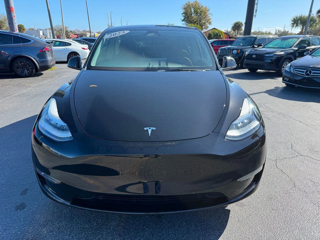Used 2023 Tesla Model Y Long Range image 2
