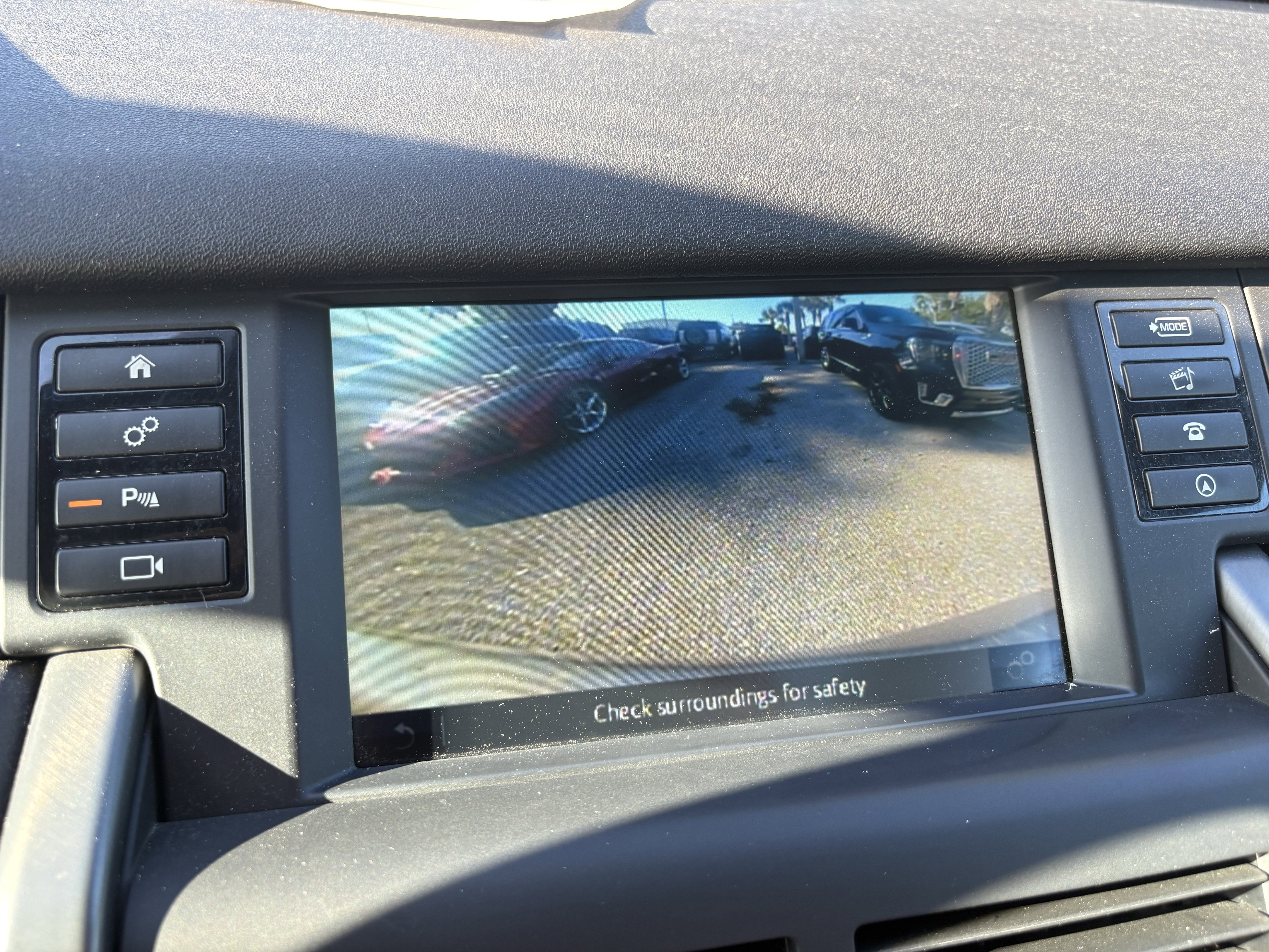 Used 2019 Land Rover Discovery Sport HSE AWD/4WD image 12