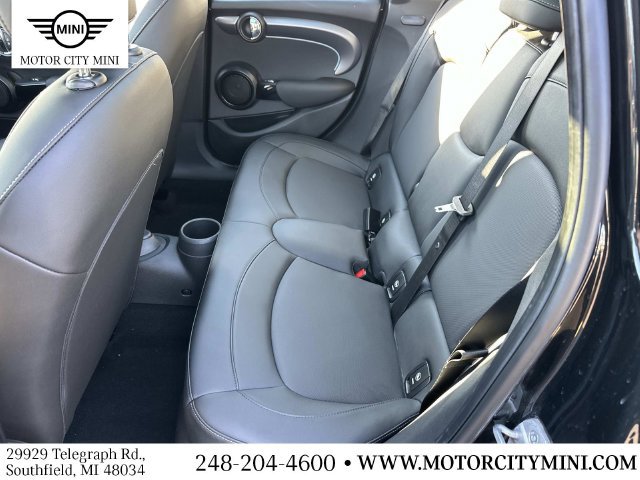 Certified 2024 MINI Cooper 4-Door Hardtop FWD image 15