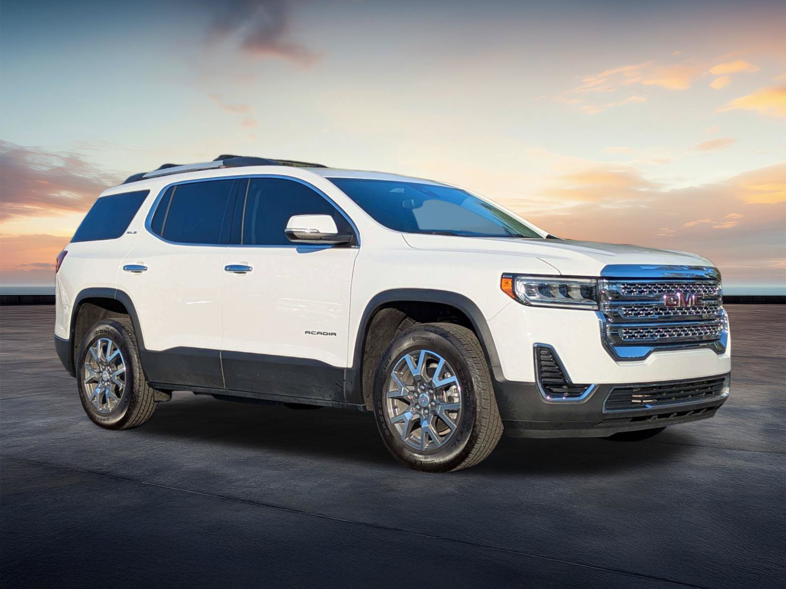 Used 2023 GMC Acadia SLE w/ Driver Convenience Package FWD image 1