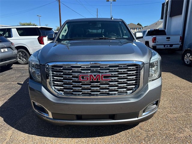Used 2020 GMC Yukon XL Denali w/ Denali Premium Package image 2