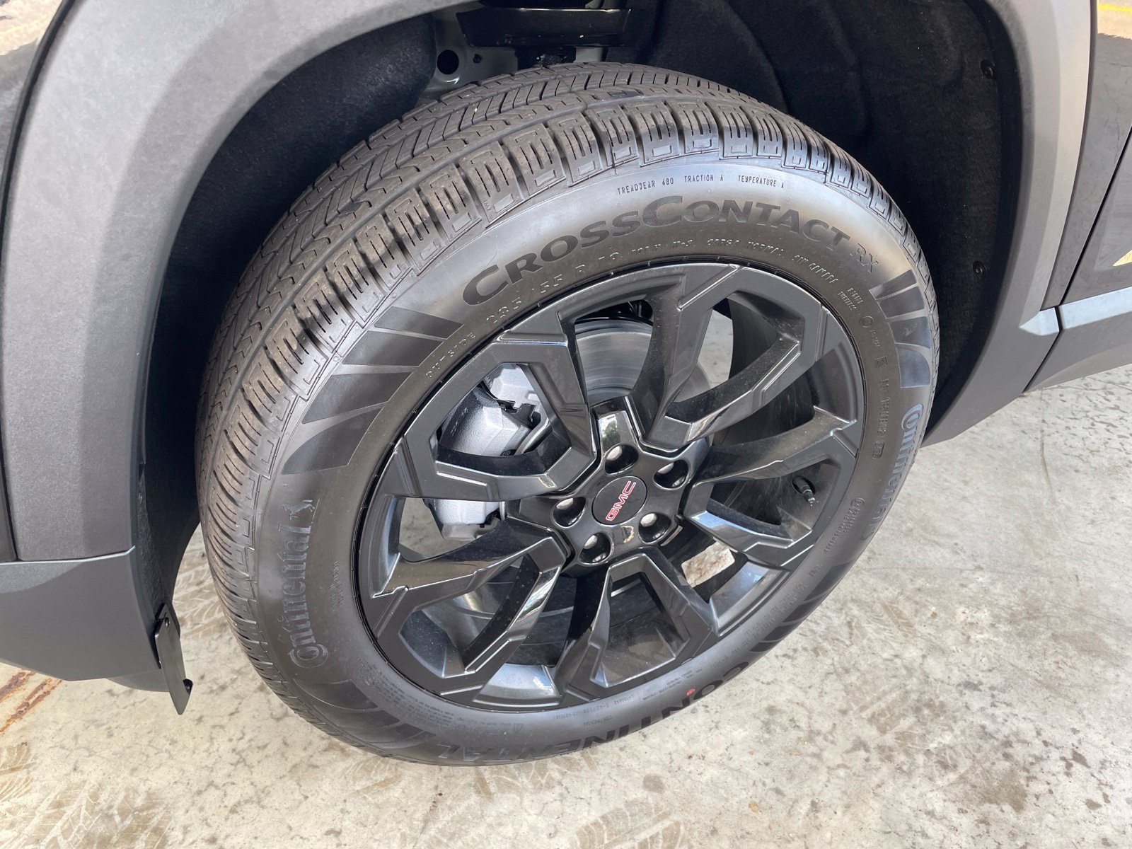 New 2027 GMC Terrain Elevation w/ Elevation Premium Package FWD image 13