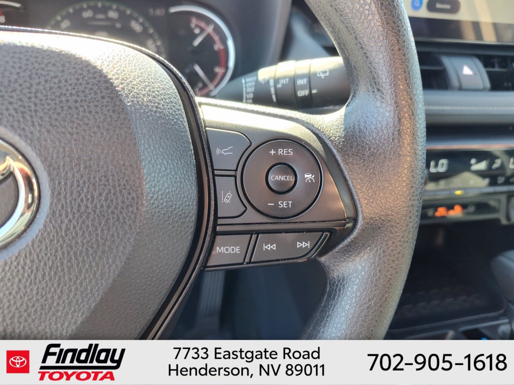 Used 2021 Toyota RAV4 Limited AWD/4WD image 24