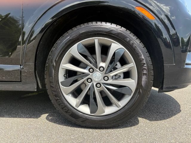 Used 2023 Buick Encore GX Select w/ Sport Touring Package FWD image 16