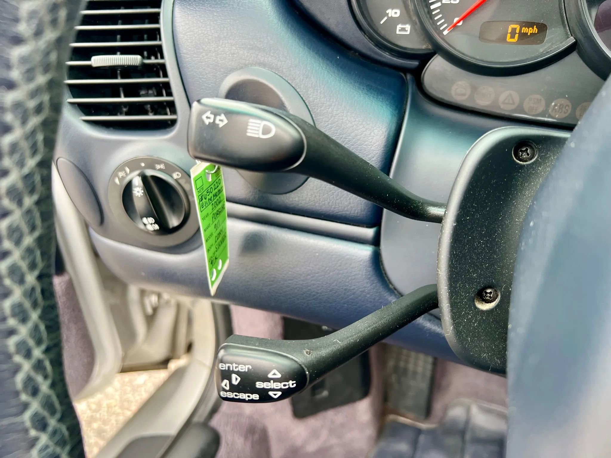 Used 2002 Porsche 911 Carrera image 28