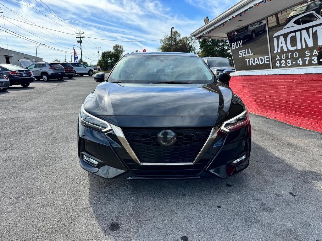 Used 2022 Nissan Sentra SR w/ SR Premium Package image 2