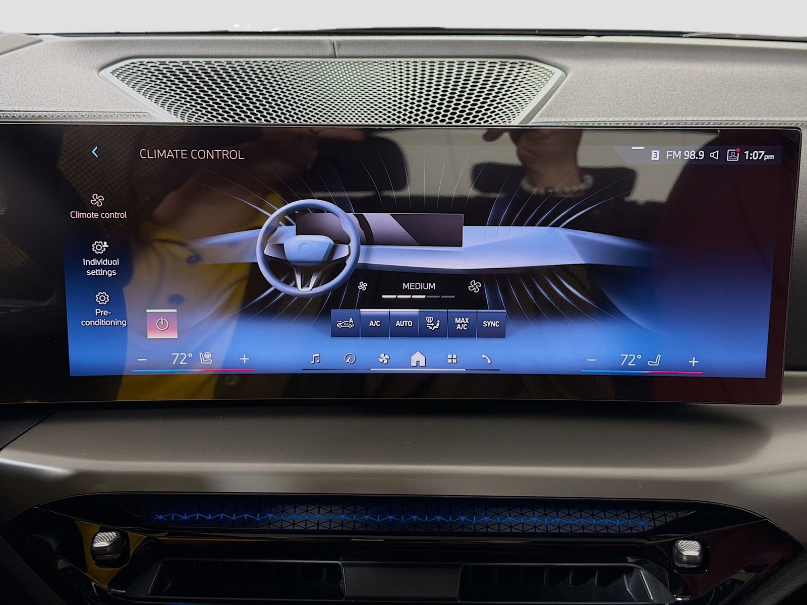 New 2026 BMW i4 xDrive40i w/ M Sport Package AWD/4WD image 19